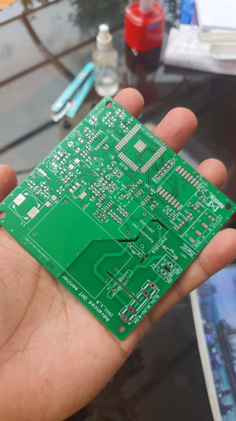 LoRa controller board on electronics workbench